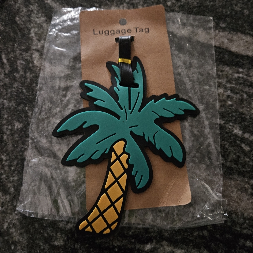 DIVAS LiMiTED Palm Tree Luggage Tag - Green and Yellow
